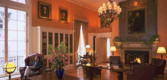 THE CLUB OF HARVARD