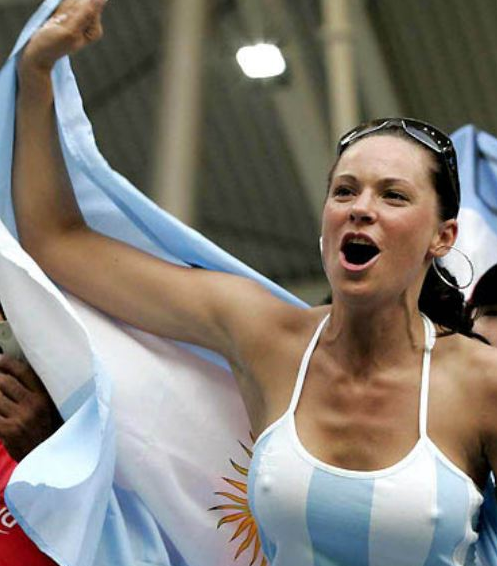 HOTTIES SOCCER WORLD CUP GIRLS GIRLS GIRLS!