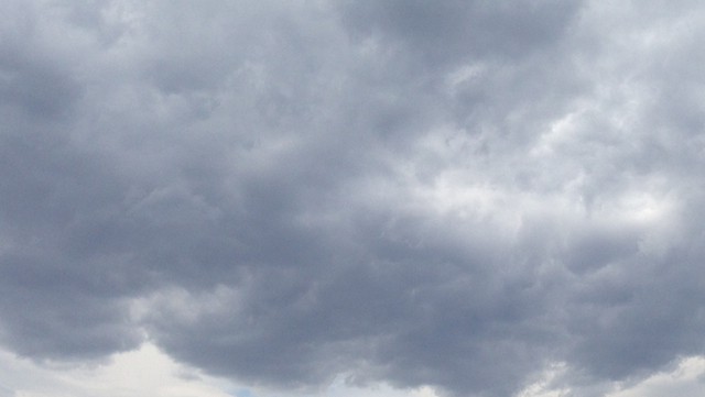weather review sky 042215a