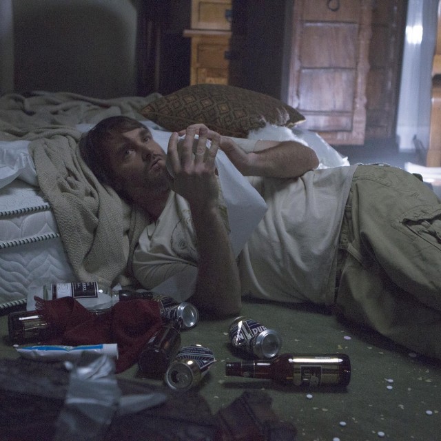 THE LAST MAN ON EARTH: in the "screw The Moon" season finale episode of THE LAST MAN ON EARTH airing Sunday, May 3 (9:30-10:00 PM ET/PT) on FOX. ©2015 Fox Broadcasting Co. Cr: Ray Mickshaw/FOX